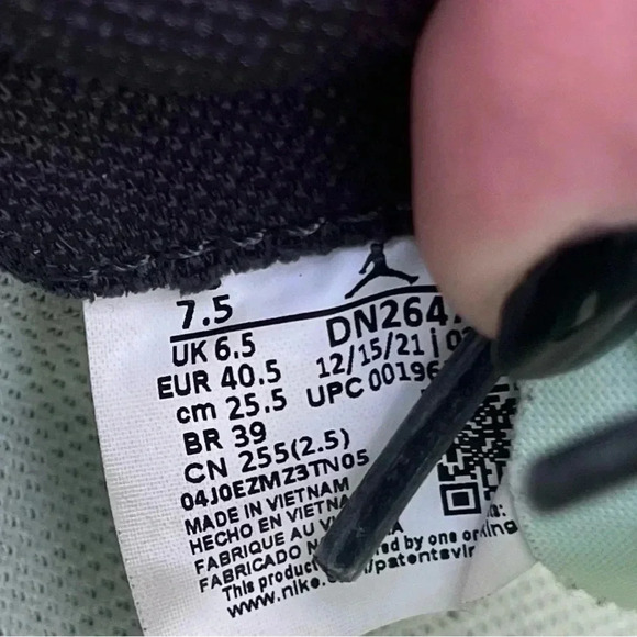 Jordan formula 23 sneakers men size 7.5 - Picture 3 of 6